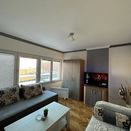 Apartment Stan U Centru Grada *
